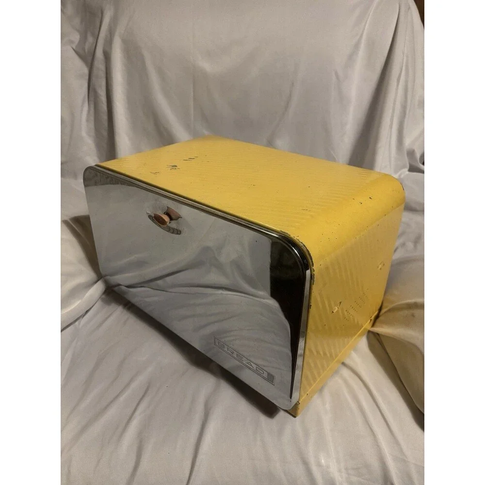Vintage Lincoln Beauty Ware Yellow Metal Bread Box 1960’s 1970’s Retro
